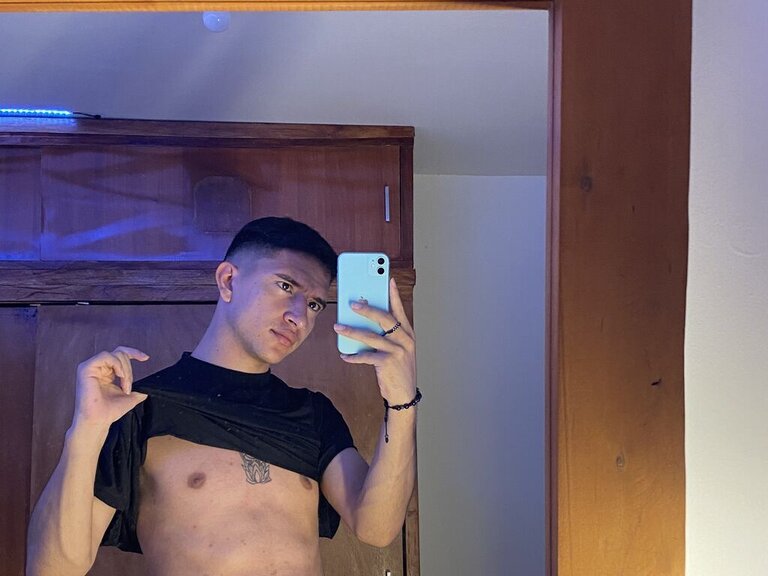 Enter AronAdams Recorded Private