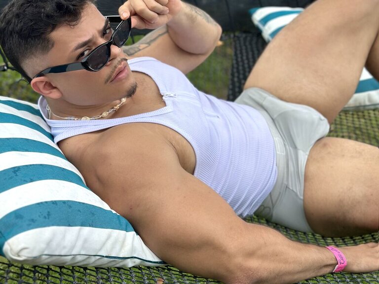 Enter CamiloBlack Recorded Private