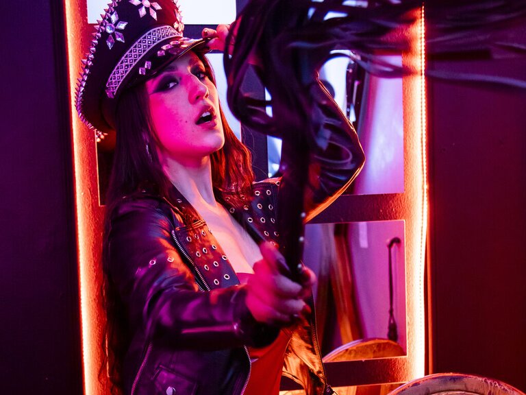 Enter CleodoraNoir Recorded Private