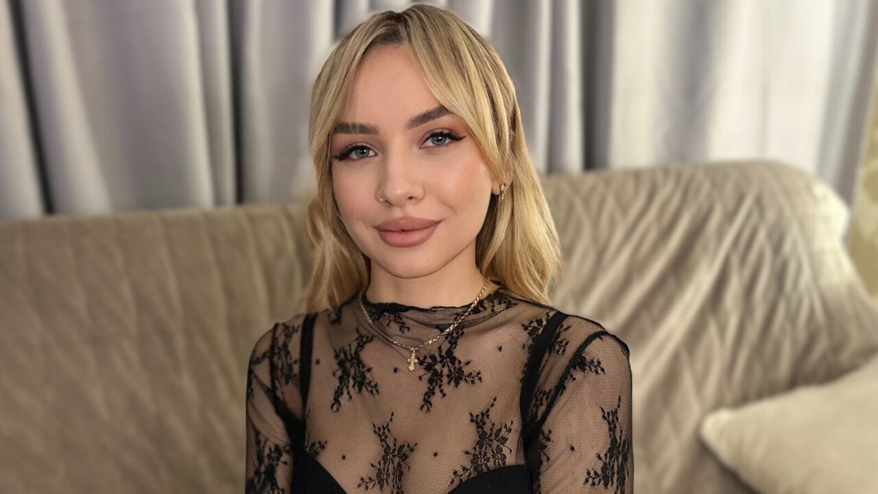 Enter EmilyLinne Recorded Private