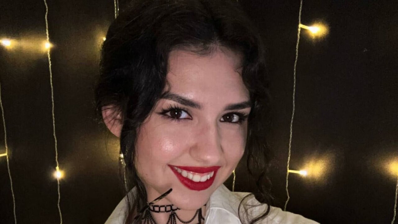 Enter GenesisLebow Recorded Private