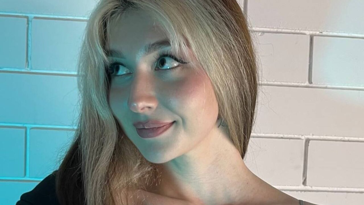 Enter JudyHart Recorded Private