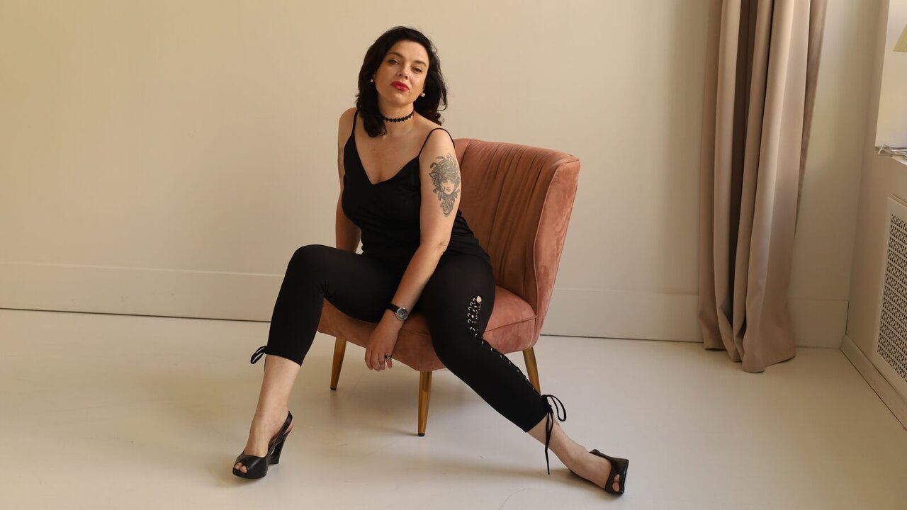 Enter MartaMartin Recorded Private