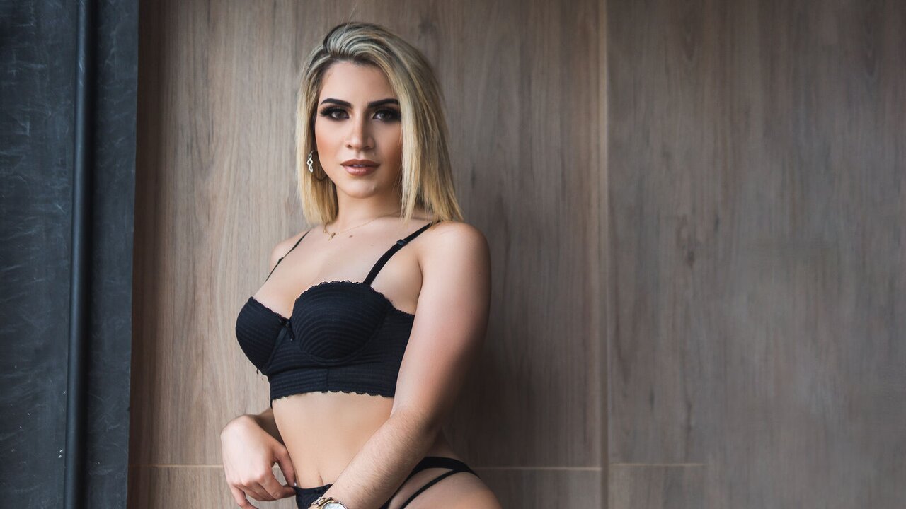 Enter NhiaBaker Recorded Private